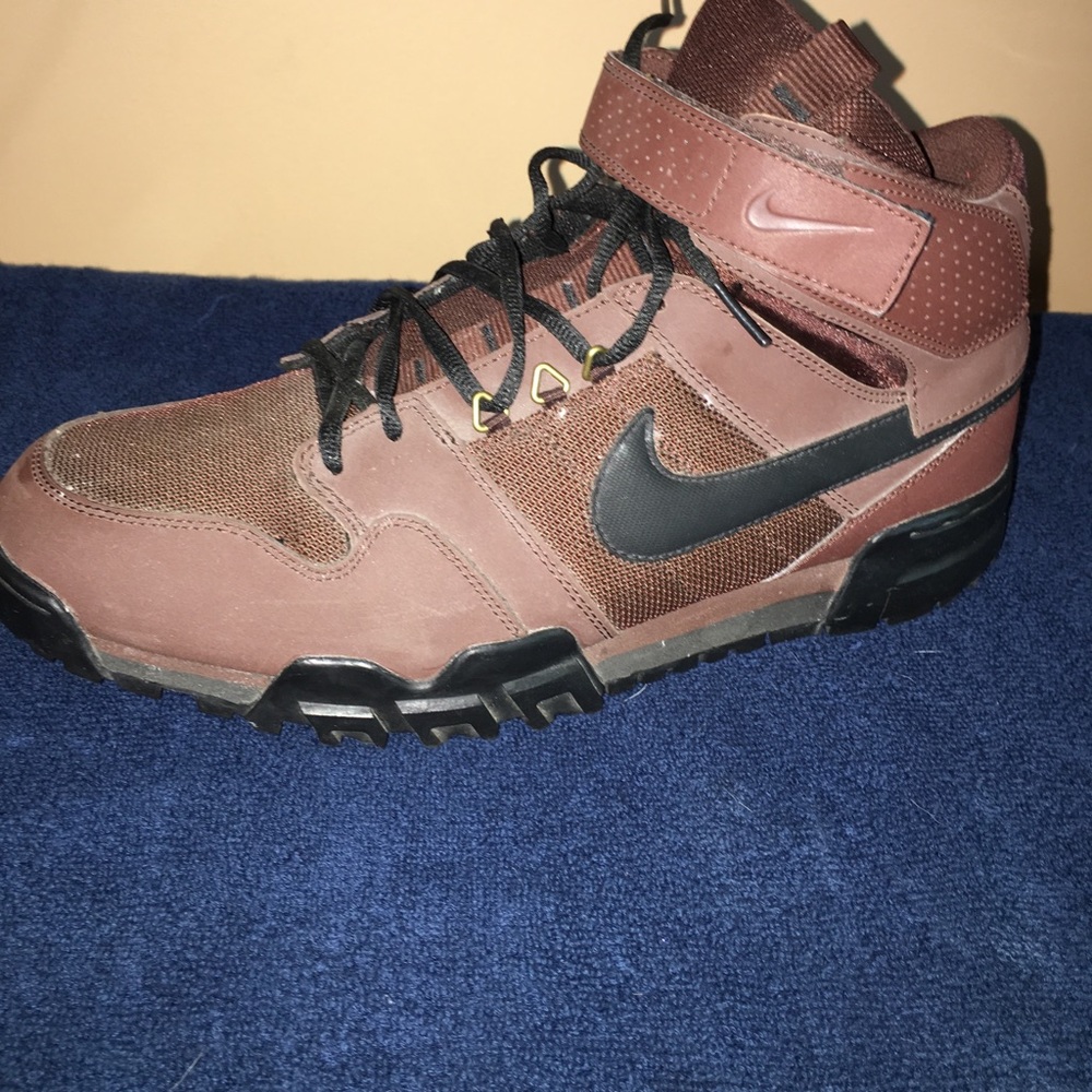Nike boots